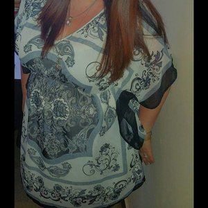 Black & White large sleeve dress